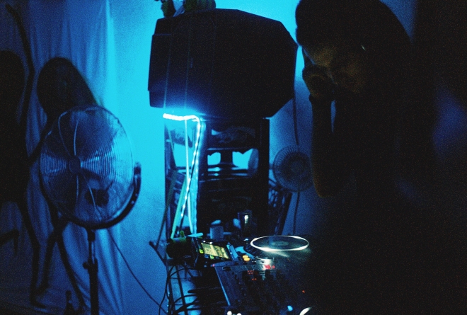 25 SOS x DUNGEON, Cofe de la Ostrava, Mycash